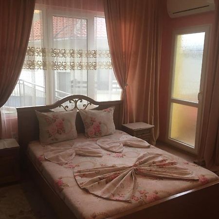 Guest House Hristina ソゾポル エクステリア 写真