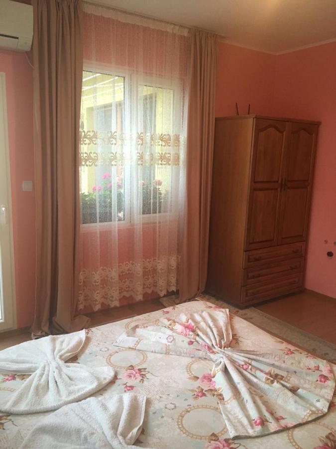 Guest House Hristina ソゾポル エクステリア 写真